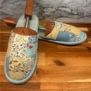 Cottagecore Patchwork Slip-On Shoes in Light Blue size 5.5-6.5